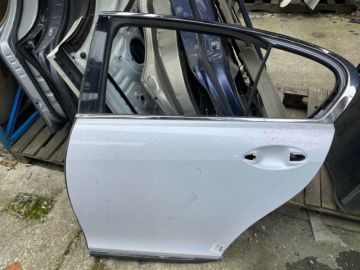 Двері задні ліві LEXUS GS350 GS300 05-11