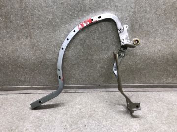 Петля кришки багажника ліва TOYOTA CAMRY 70 17-