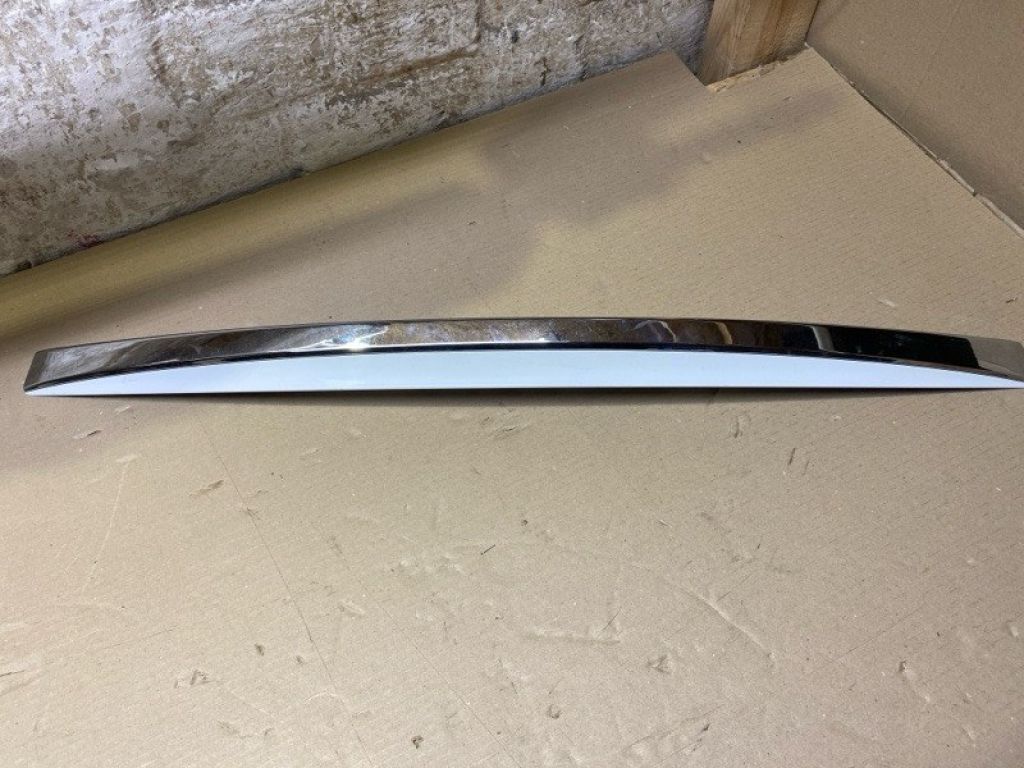 87311-1R100 | Панель подсветки номера HYUNDAI ACCENT RB 10-