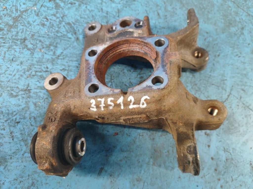 42304-72010 | Цапфа права LEXUS HS250H (ANF10) 09-12