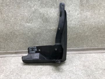 Брызговик передний правый TOYOTA CAMRY 70 17-