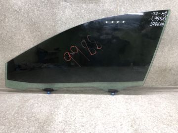 Скло дверей переднє ліве TOYOTA CAMRY 70 17-
