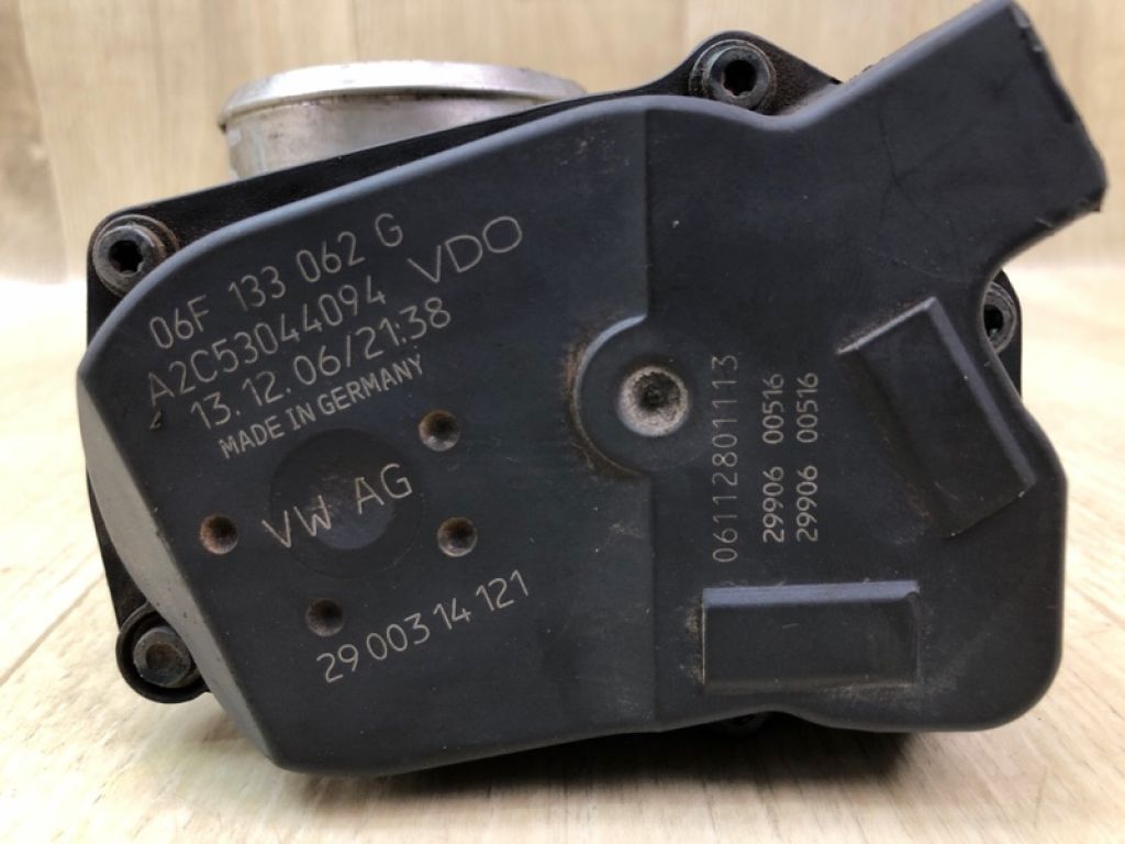 06F 133 062 AG | Дроссельная заслонка VOLKSWAGEN GOLF 06-12 - Фото 8
