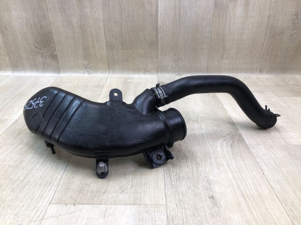 L33E-13-230 | Патрубок інтеркулера MAZDA CX-7 06-12