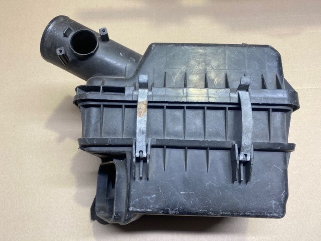 MR258242 | Корпус воздушного фильтра MITSUBISHI OUTLANDER 03-07 - Фото 4