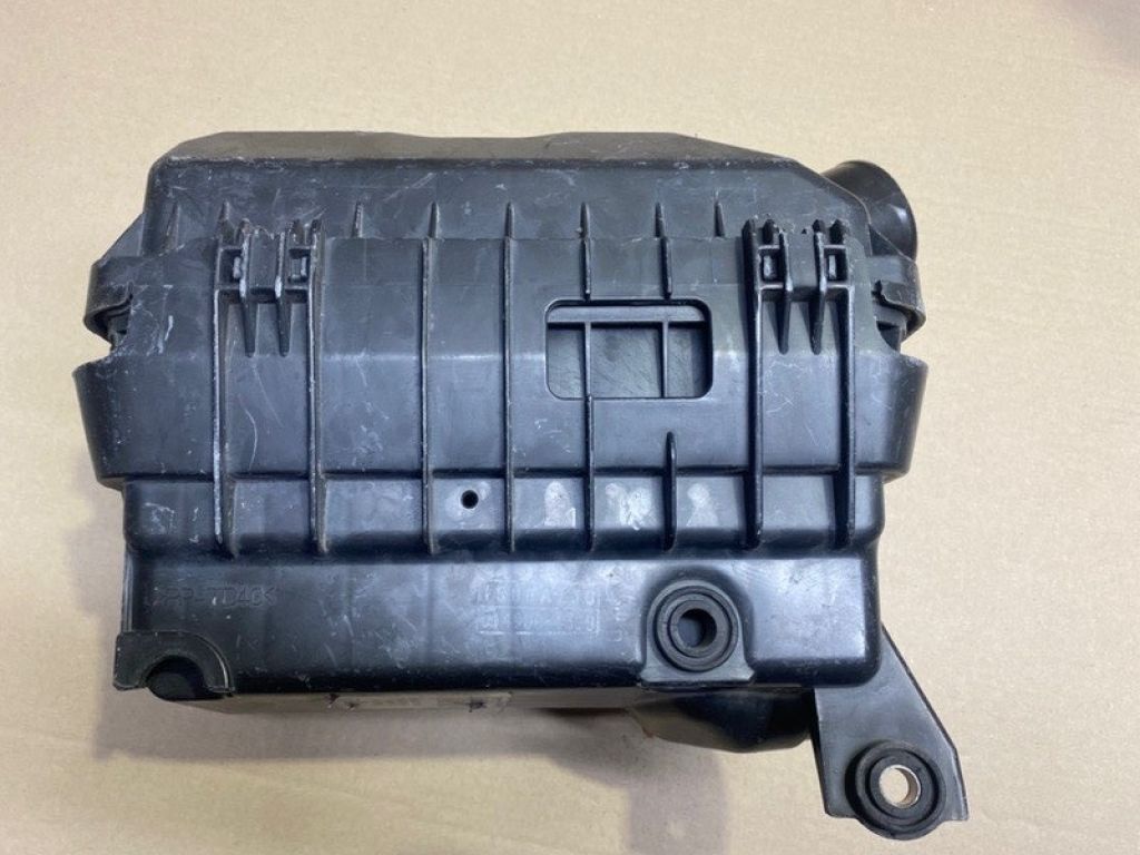 MR258242 | Корпус воздушного фильтра MITSUBISHI OUTLANDER 03-07 - Фото 6
