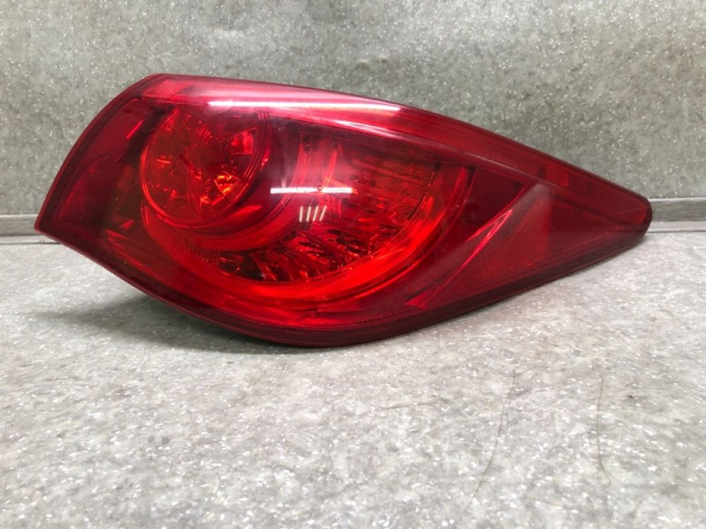 26550-4HB0B | Фонарь наружный правый INFINITI Q50 15-20