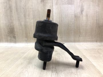 Подушка двигуна ліва TOYOTA CAMRY 55 14-17