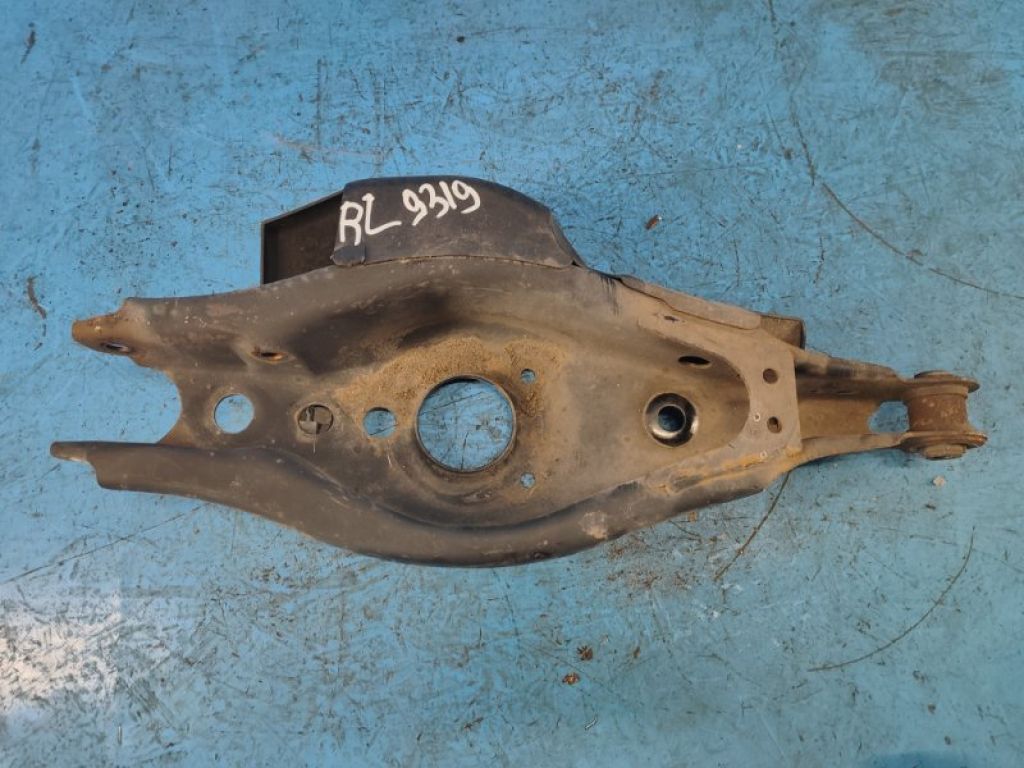 48740-75010 | Важіль задньої підвіски нижній поперечний лівий LEXUS CT200 11-17 - Фото 4