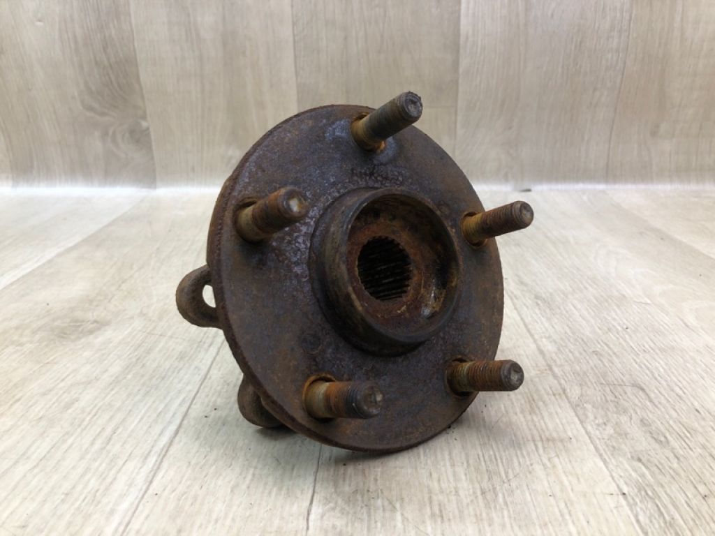 43550-42010 | Маточина колеса передня TOYOTA PRIUS PLUS 11-14