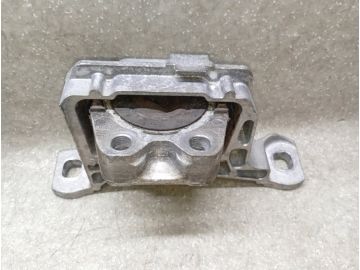 Подушка двигуна FORD FOCUS 10-18