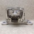 AV6Z-6038-A | Подушка двигуна FORD FOCUS 10-18 - Прев'ю 2