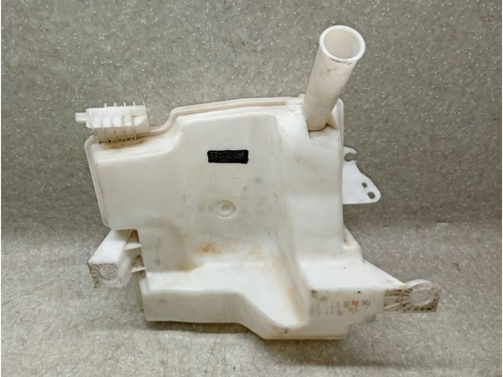 CV6Z-17618-B | Бачок омивача FORD FOCUS 10-18