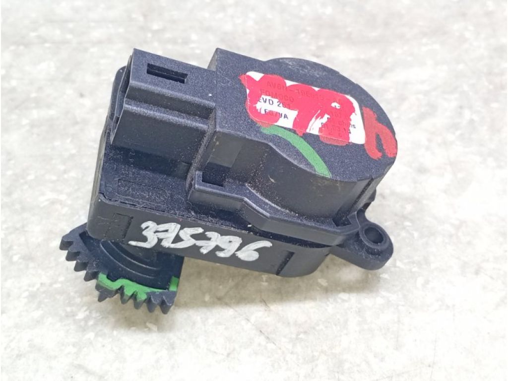 AV6Z-19E616-A | Моторчик заслонки печки FORD FOCUS 10-18