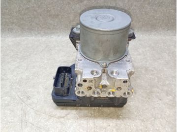 Блок ABS INFINITI M25/M37/M56/Q70/M35H 10-16