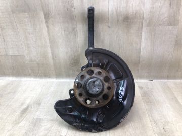 Кулак поворотный передний правый MERCEDES E-CLASS W211 02-09
