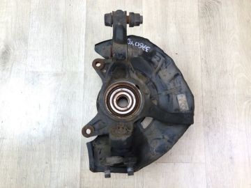 Кулак поворотний передній правий TOYOTA CAMRY 40 06-11