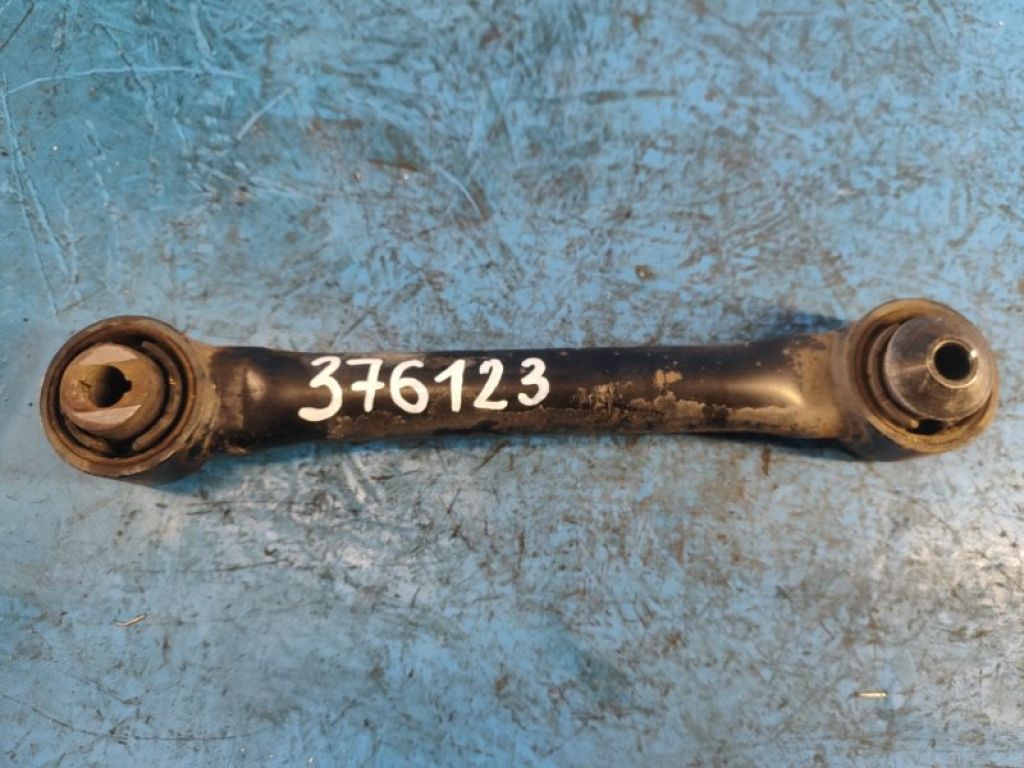 DG9Z-5K898-A | Важіль задньої підвіски нижній поперечний правий FORD FUSION 14-