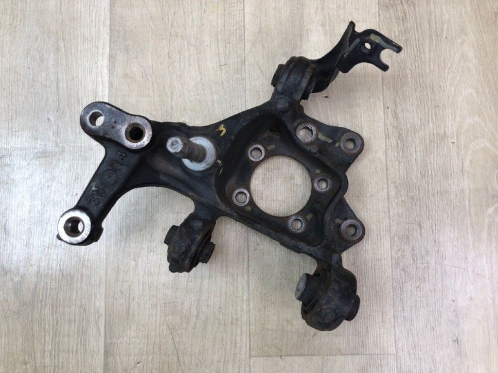 42304-06270 | Цапфа задня права TOYOTA CAMRY 70 17-