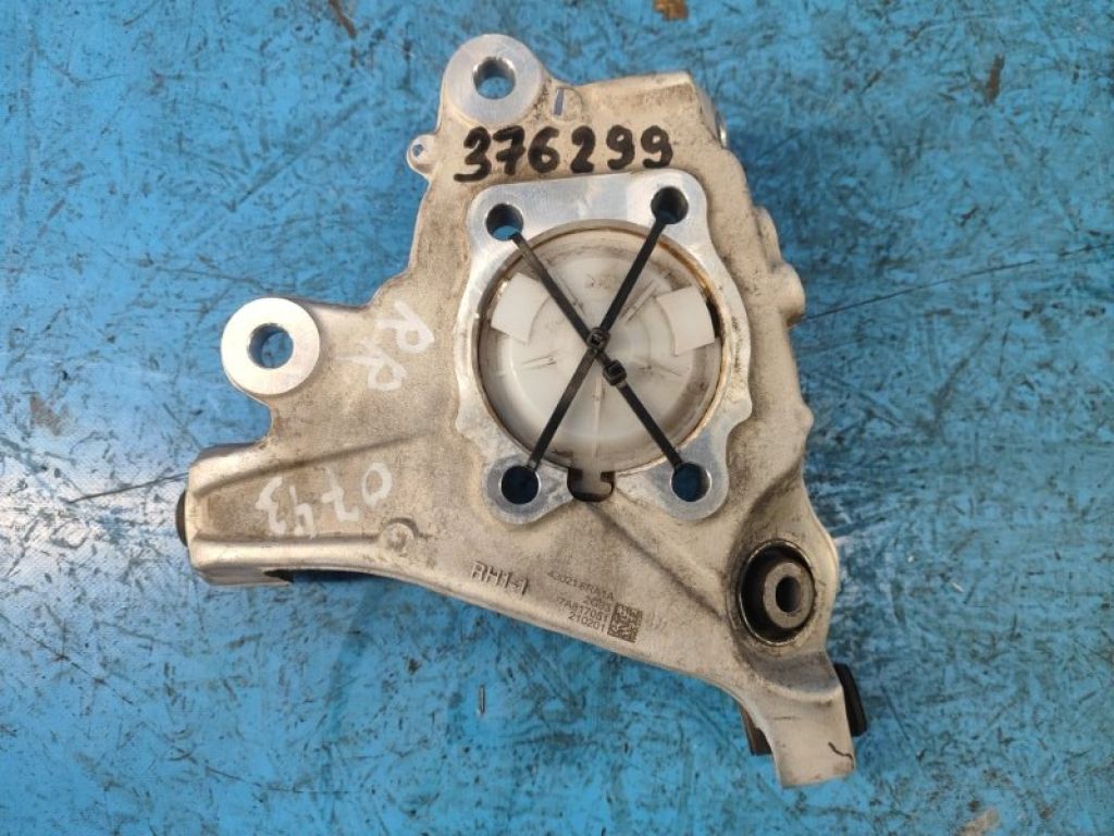 43018-6RA1A | Цапфа права NISSAN X-TRAIL/ROGUE T33 20-