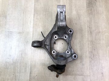 Кулак поворотний передній лівий LEXUS CT200 11-17