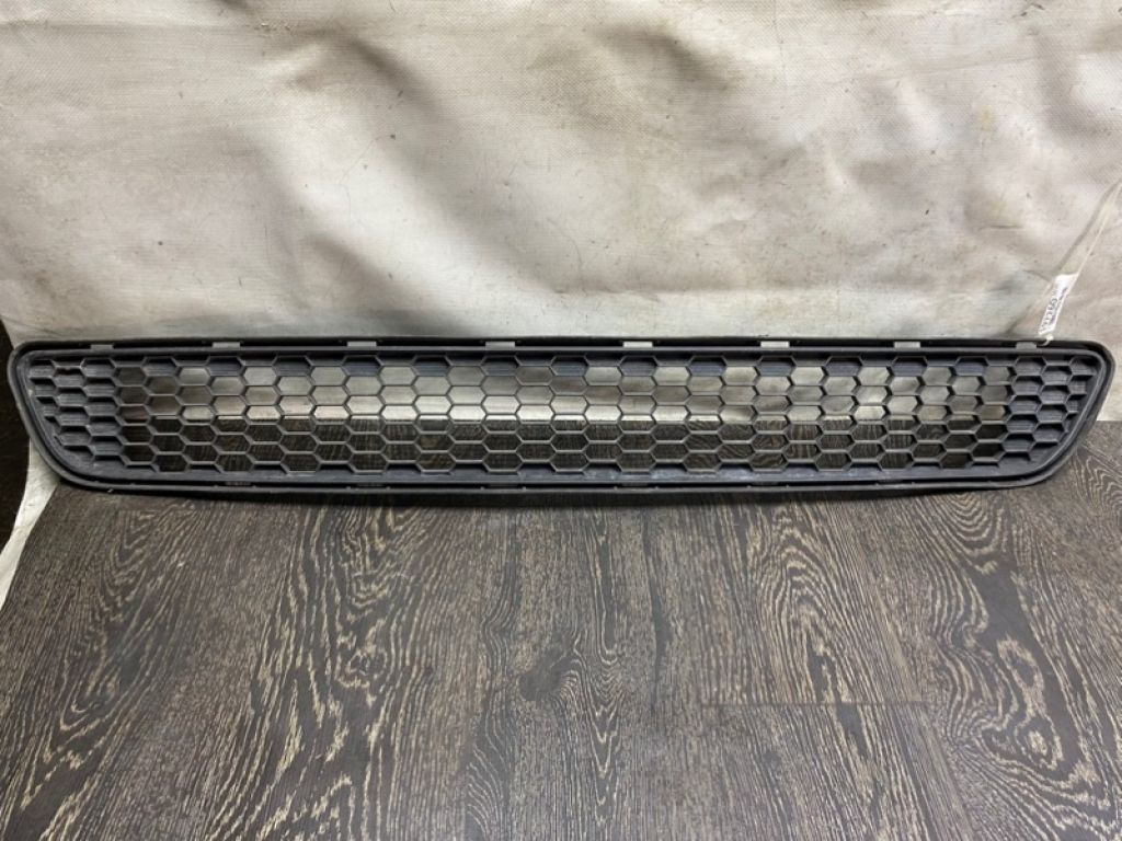 53112-08010 | Решетка переднего бампера TOYOTA SIENNA 11-16