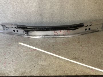 Підсилювач переднього бампера INFINITI M25/M37/M56/Q70/M35H 10-16