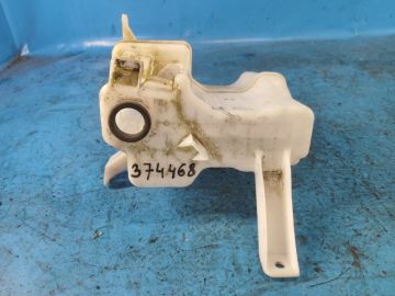 Бачок омывателя TOYOTA PRIUS - 30 09-17