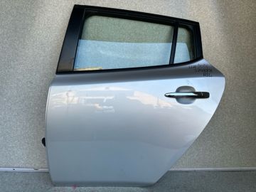 Двері задні ліві NISSAN LEAF 10-17