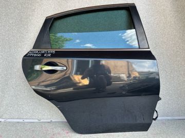 Двері задні праві NISSAN ALTIMA L33 12-18