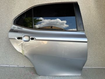 Двері задні праві TOYOTA CAMRY 70 17-