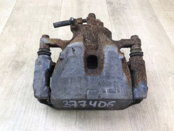Супорт гальмівний передній правий TOYOTA CAMRY 40 06-11