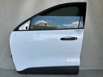 Двері передні ліві FORD ESCAPE 19 -
