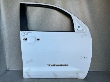 Двері передні праві TOYOTA TUNDRA 07-13