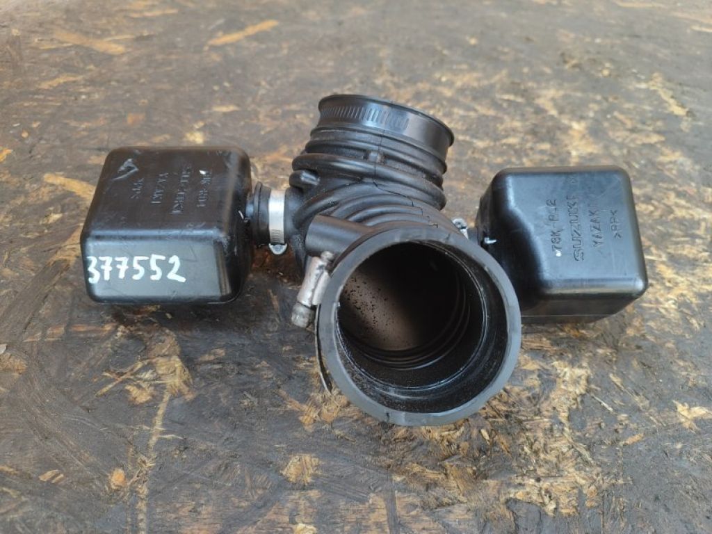 13881-78K00 | Патрубок впускной системы SUZUKI GRAND VITARA 05-15