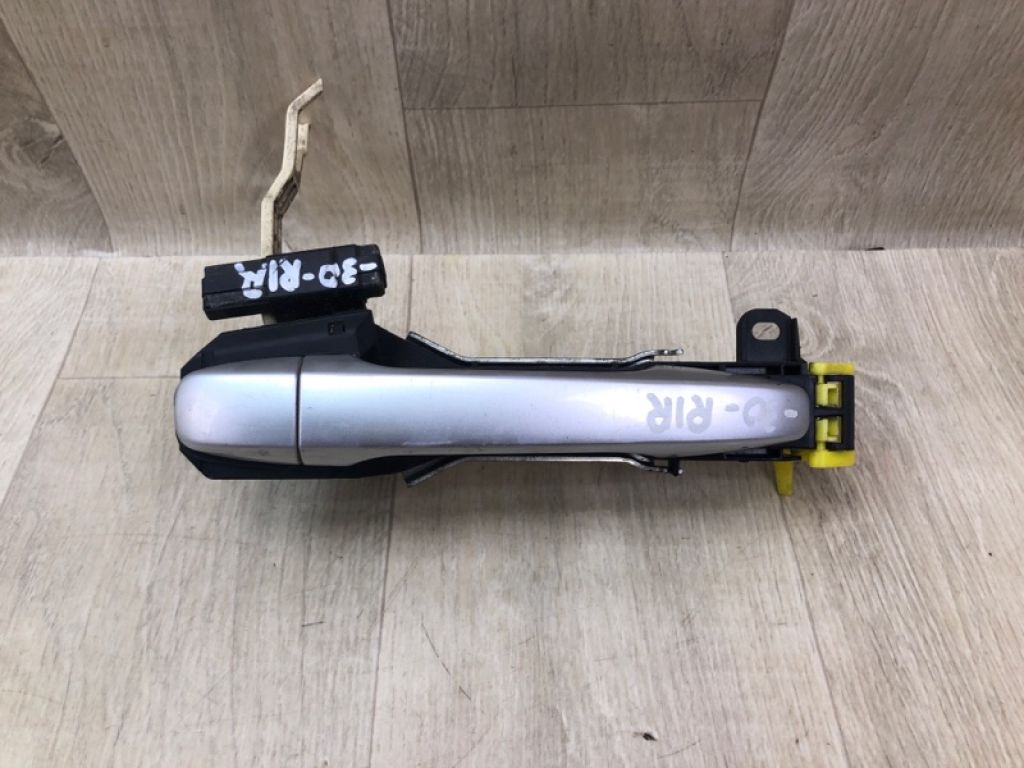 69211-74020-B0 | Ручка двері зовнішня задня права TOYOTA PRIUS - 30 09-17