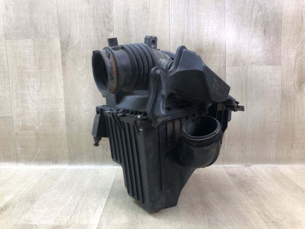 L538-13-320A | Корпус повітряного фільтра MAZDA 3 BL 09-13