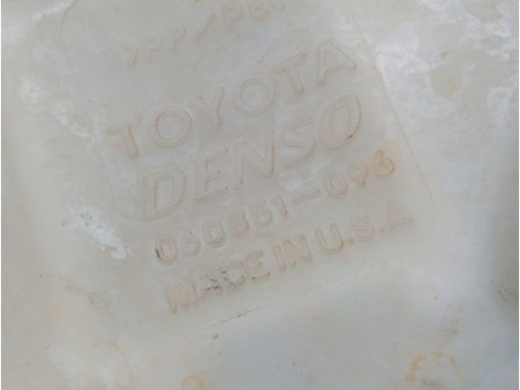 85315AE010 | Бачок омивача TOYOTA SIENNA 11-16 - Фото 5