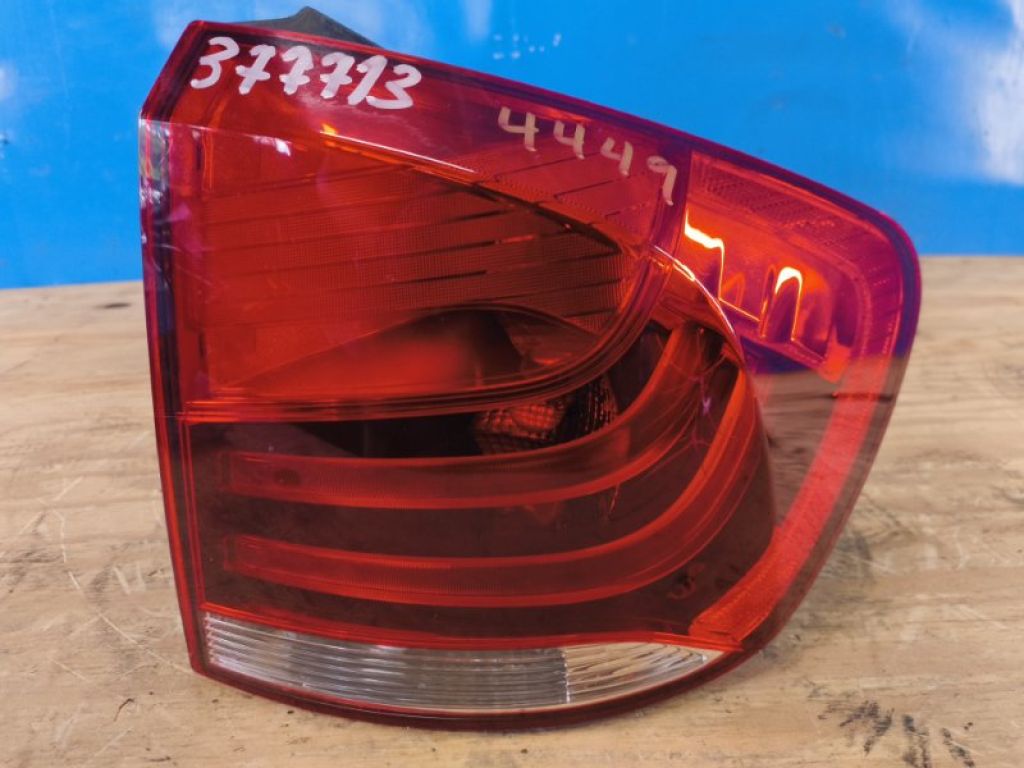 63212990112 | Фонарь наружный правый BMW X1 E84 09-