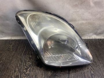 Фара передняя правая SUZUKI SWIFT 04-11