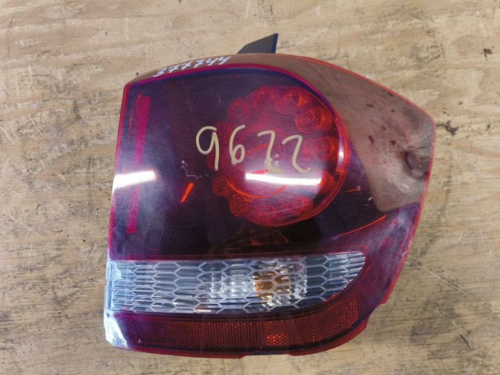68227 132AA | Фонарь наружный правый DODGE JOURNEY 08-20