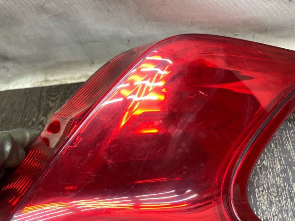 26555-1KM0A | Ліхтар зовнішній задній лівий NISSAN JUKE 10-19 - Фото 8