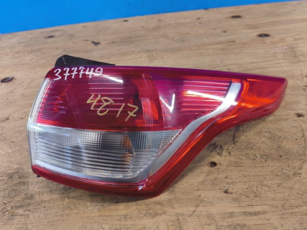 CJ5Z-13404-B | Ліхтар зовнішній правий FORD ESCAPE 12-19