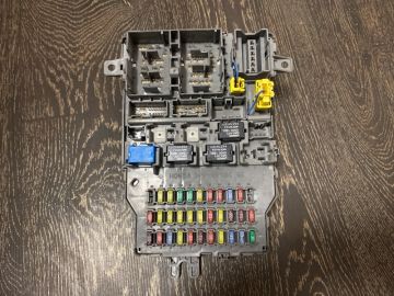 Блок запобіжників салон ACURA MDX (YD2) 06-13