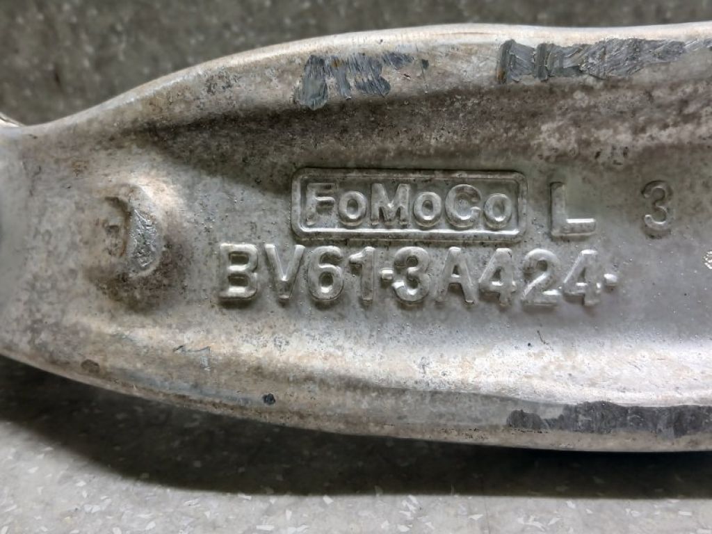 BV6Z-3079-G | Важіль передньої підвіски нижній лівий FORD FOCUS 10-18 - Фото 3