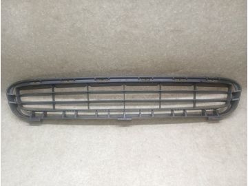 Решітка переднього бампера TOYOTA CAMRY 40 06-11