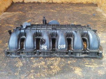 Колектор впускний BMW 2 SERIES (F22) 14-21