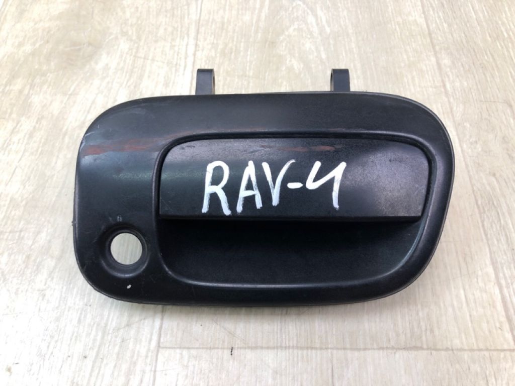 69090-42050 | Ручка дверей багажника TOYOTA RAV4 00-05