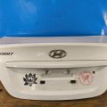 69200-1R020 | Кришка багажника HYUNDAI ACCENT RB 10-