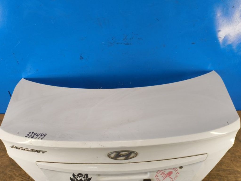 69200-1R020 | Кришка багажника HYUNDAI ACCENT RB 10- - Фото 2